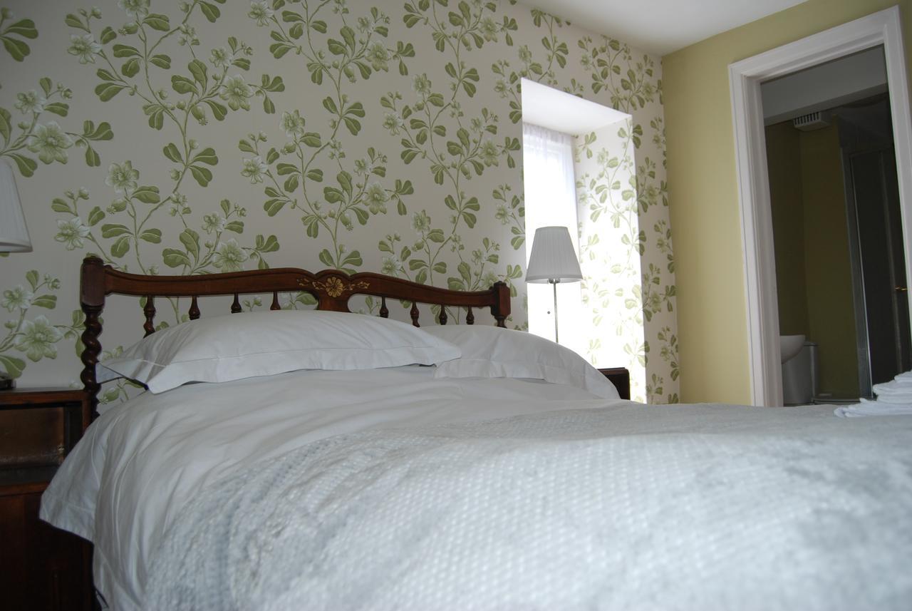 The Fforest Inn Llanfihangel-nant-Melan Экстерьер фото